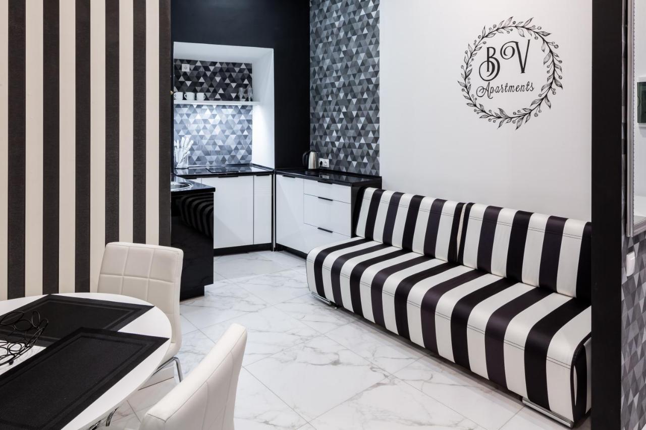 Bv Apartments Art Deco リヴィウ エクステリア 写真