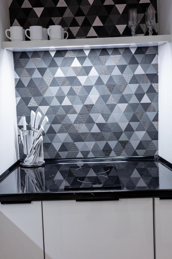 Bv Apartments Art Deco リヴィウ エクステリア 写真