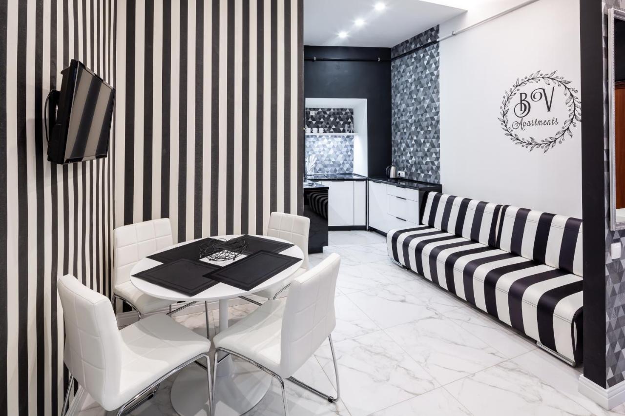 Bv Apartments Art Deco リヴィウ エクステリア 写真